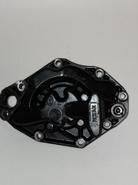 Obudowa pompy oleju SeaDoo Rotax GTI/GTR/GTX/RXP Obudowa pompy oleju SeaDoo Rotax GTI/GTR/GTX/RXP
